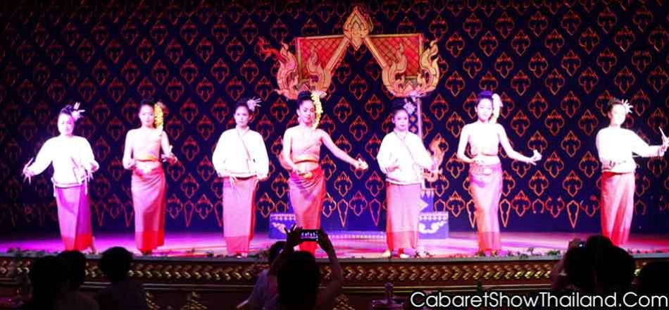 Nopparat Thai Classical Dance and Dinner Restaurant Delicious Thai Dinner Bangkok