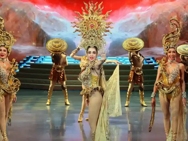 Colosseum Show Pattaya Tickets | Discount Booking Online : Book Colosseum Show Pattaya tickets today! Witness Thailand's largest Colosseum-style cabaret theater featuring spectacular state-of the art performances.