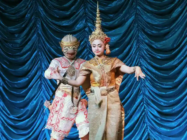 Thai Classical Dance & Dinner Bangkok : Enjoy Nopparat Thai Classical Dance & Dinner Bangkok — authentic Thai cuisine paired with live traditional dance. Showtimes, prices & booking guide inside. Nopparat Thai Restaurant Bangkok Thai classical dance dinner show Nopparat Thai Dance price Nopparat dinner Mambo Cabaret Thai dance and dinner Bangkok Nopparat Thai Classical Dance showtime Mambo Cabaret dinner package traditional Thai dance restaurant Bangkok Nopparat Thai Classical Dance & Dinner Bangkok booking Yannawa Thai dinner show